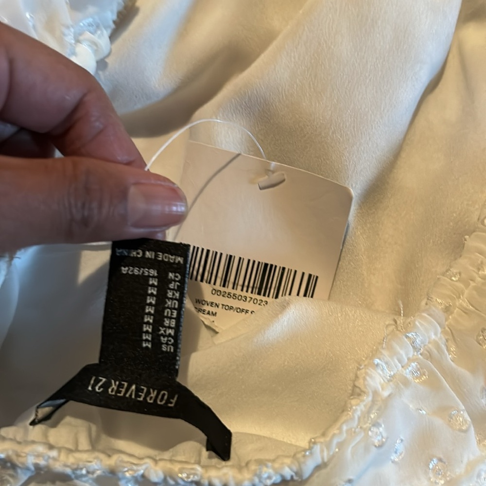 Forever 21 flutter sleeve off the shoulder crop M - Picture 6 of 6
